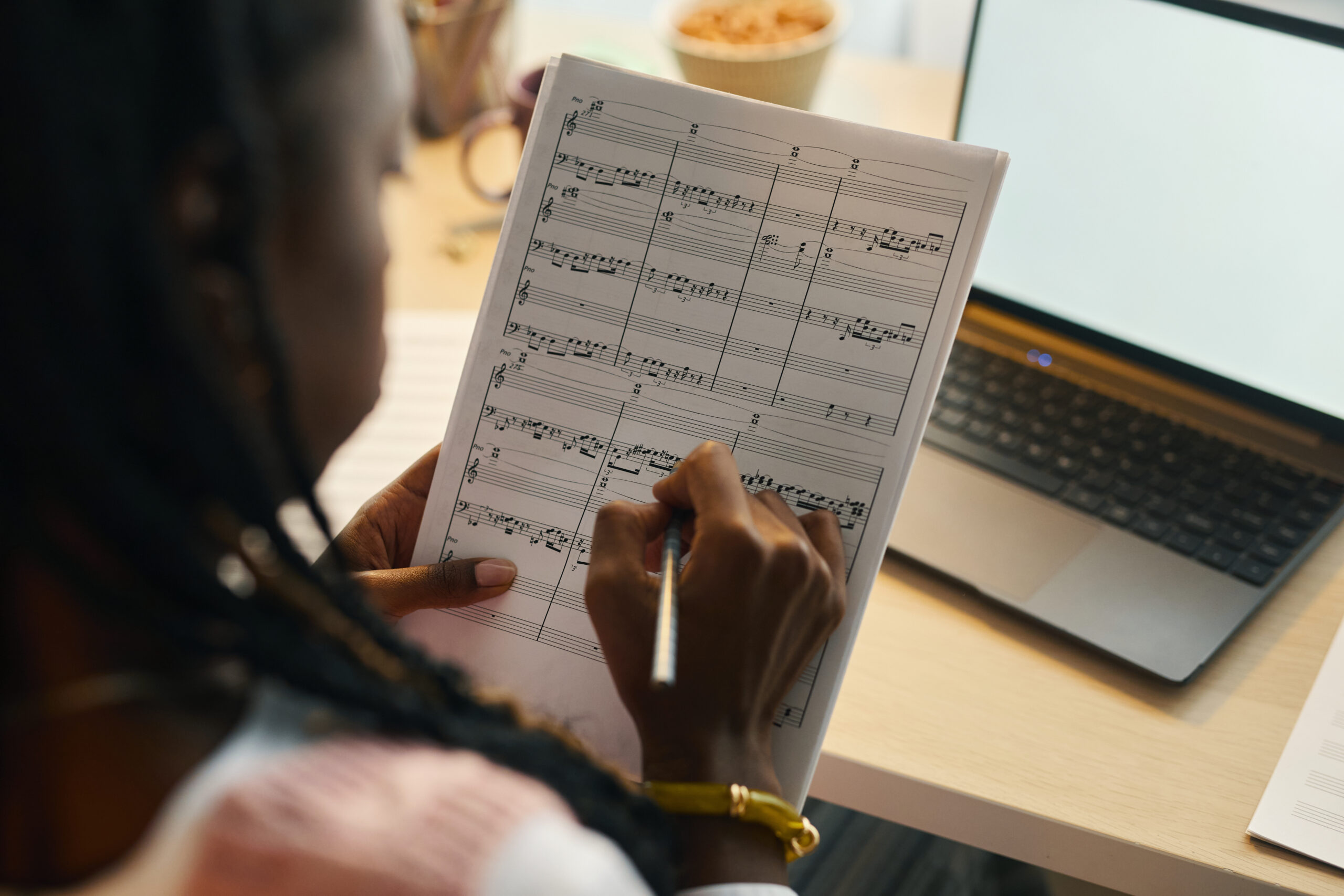 Use Case: Orchestrating Workflow Automation (Handoffs)
